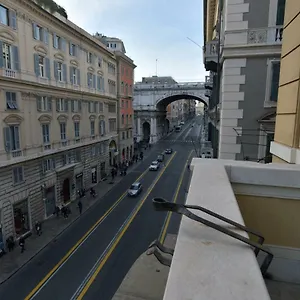 https://check-inn-rooms-19.hotelitalianriviera.com